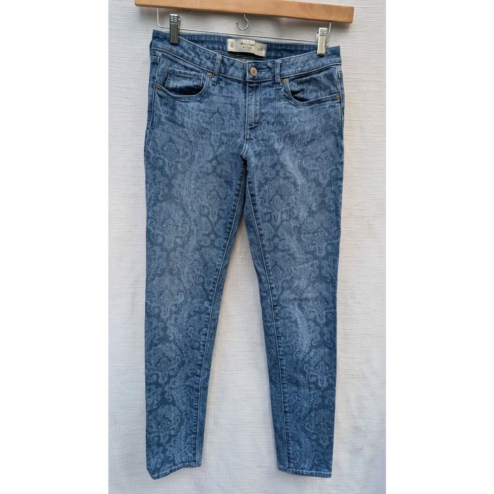 Abercrombie and Fitch Womens Low Rise Skinny Leg Paisley Print Blue Jeans Sz 28